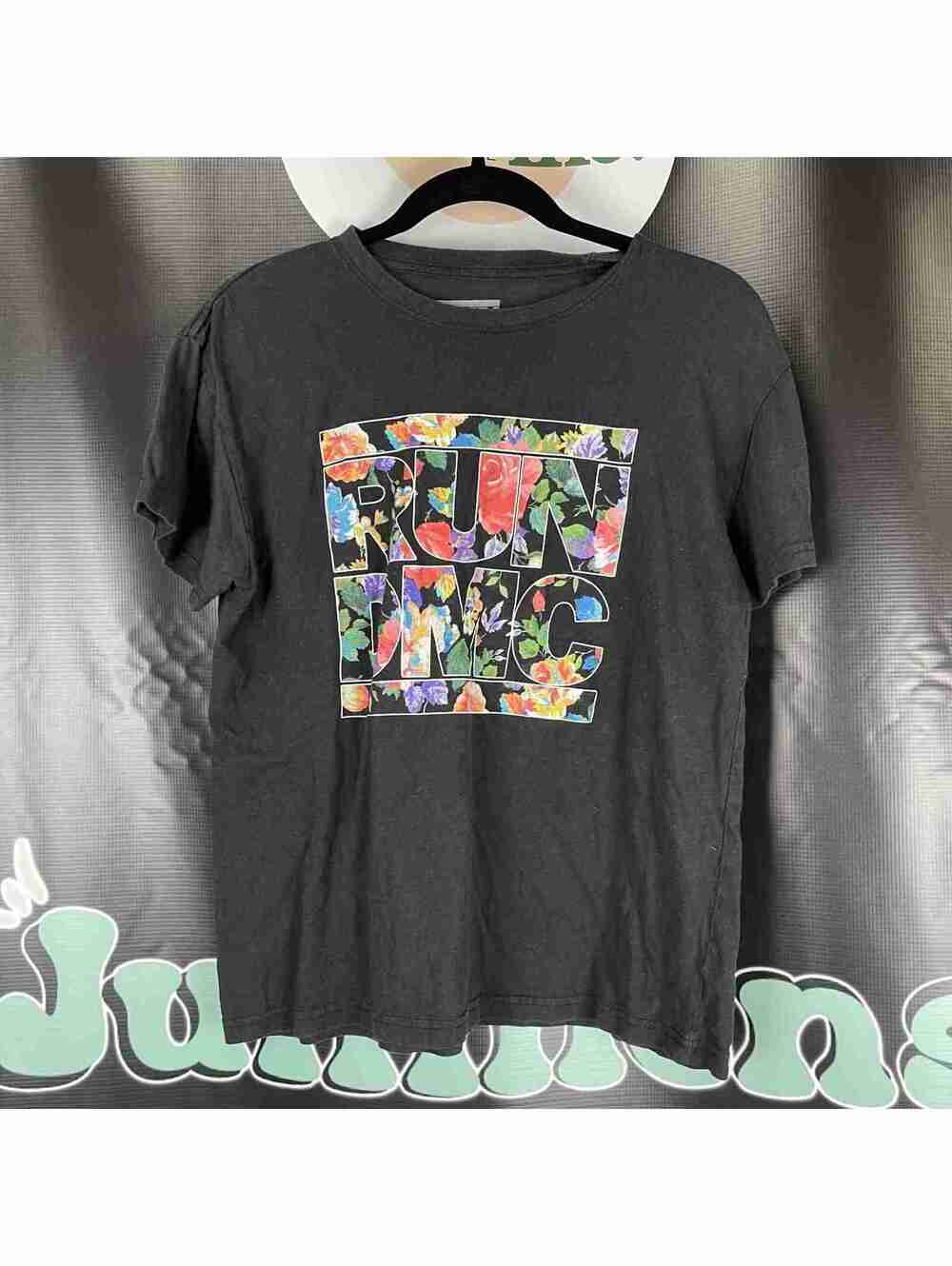 Run DMC Floral Pattern